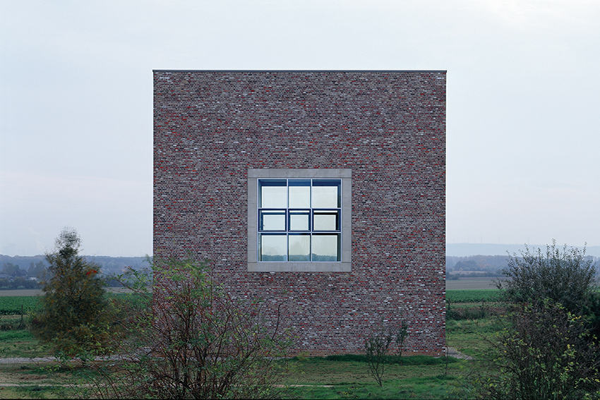 Raketenstation Hombroich_Wohnhaus_Erwin Heerich_TR8-96