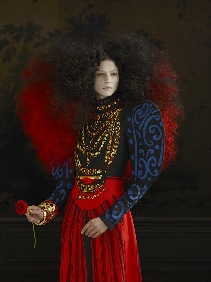 Vanity Fair - Felipe II_Moschino_2019