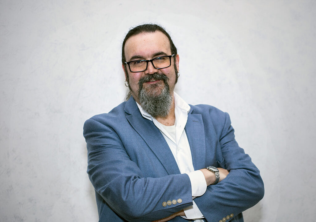 David Pastor Vico centro color corto