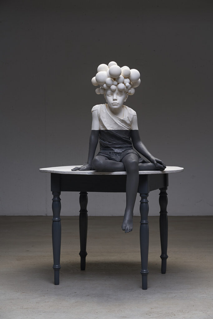 I pensieri non fanno rumore, 2019, different types of wood, acryl color 150x100x107cm (1)