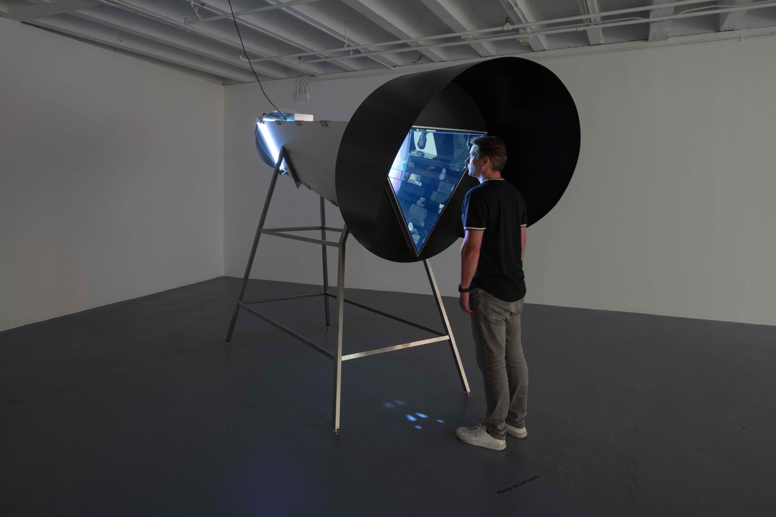 Una instalación inmersiva de Olafur Eliasson que transforma la percepción del espectador.