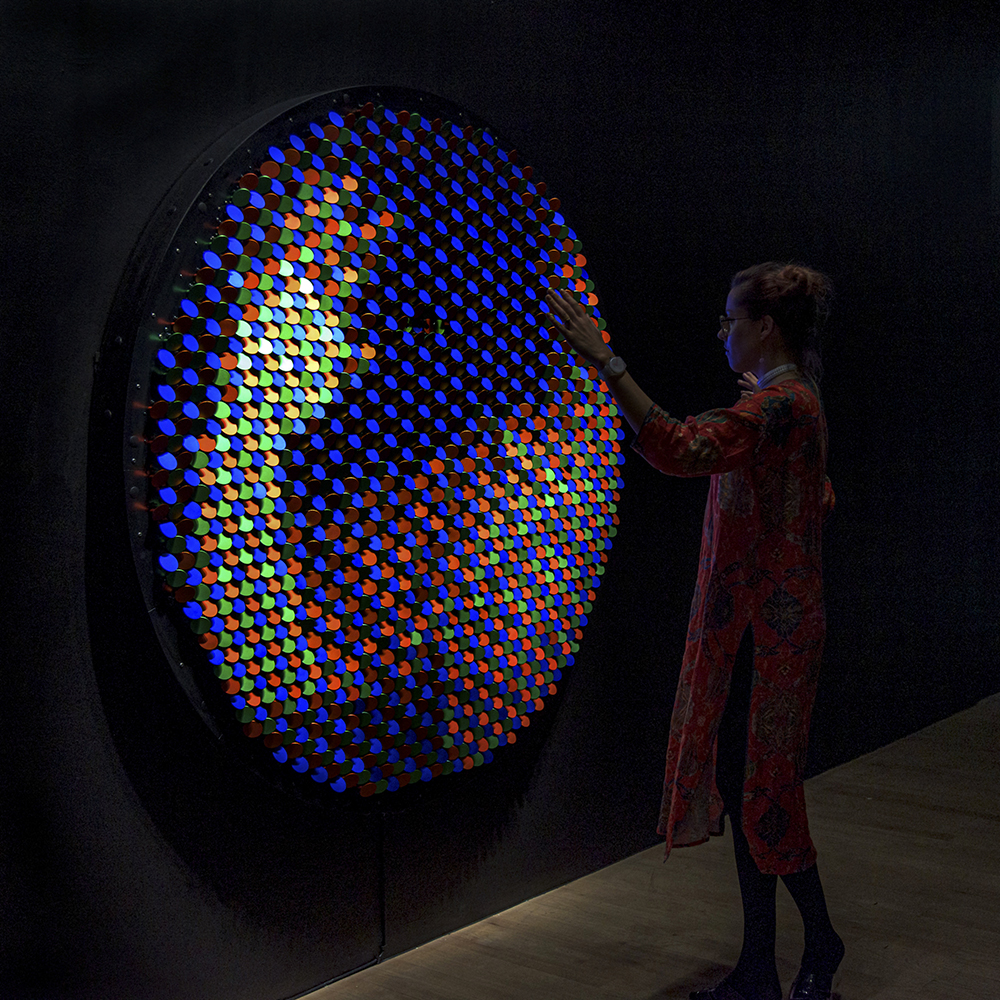 4c_dr-rgb_mirror-07-rt_hr